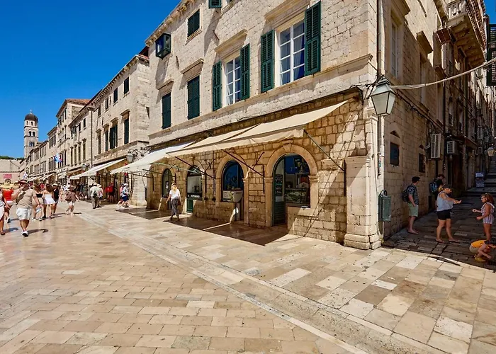 Old Town Casa Nevia